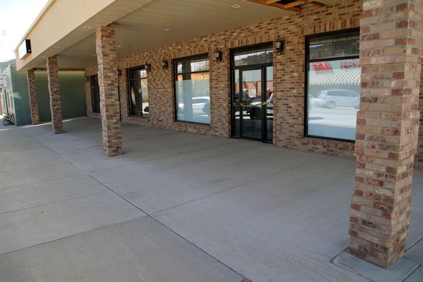 200 N Chicago St, Hot Springs, SD 57747